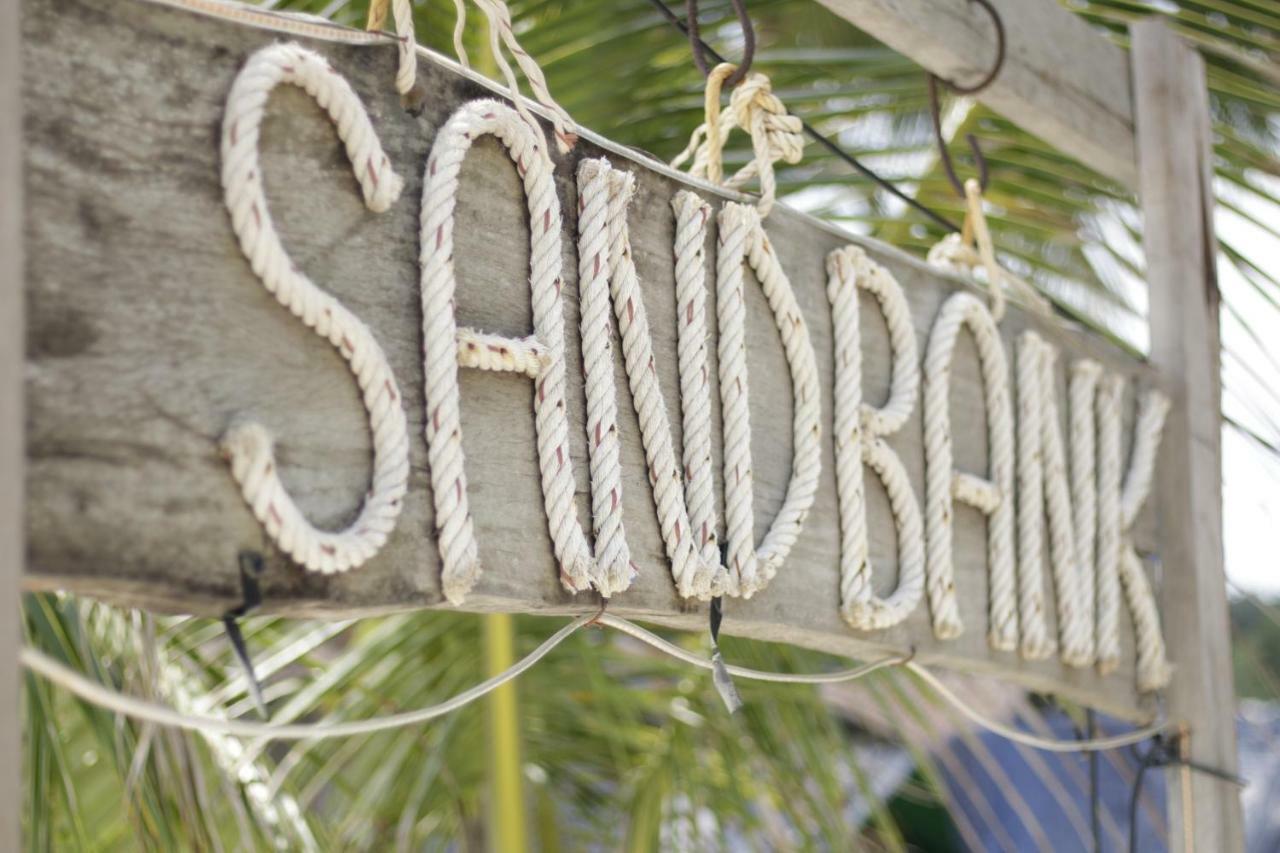 Sandbank Restaurant & Camping Koh Rong Kaoh Touch Exterior photo